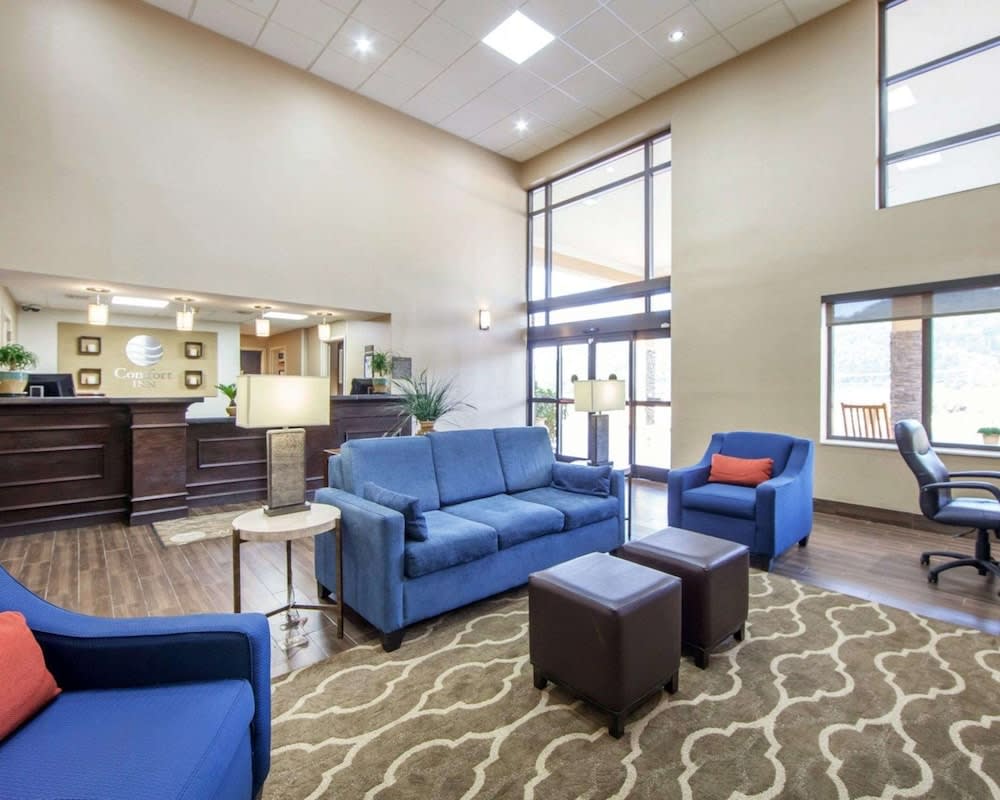 Comfort Inn at Royal Blue 2
