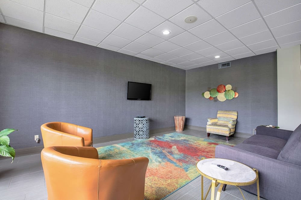 Quality Inn Holly Springs South 5