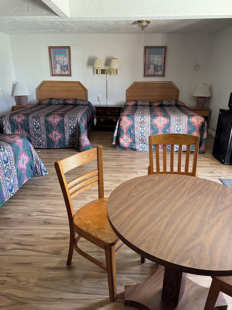 Marianna Inn Panguitch 1