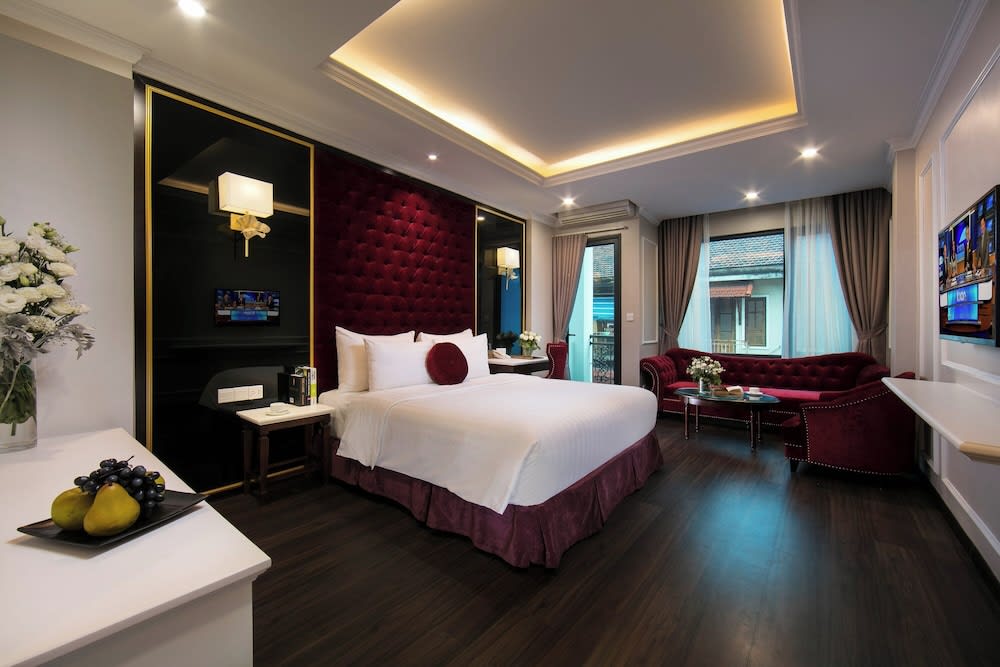 Flora Centre Hotel & Spa 1