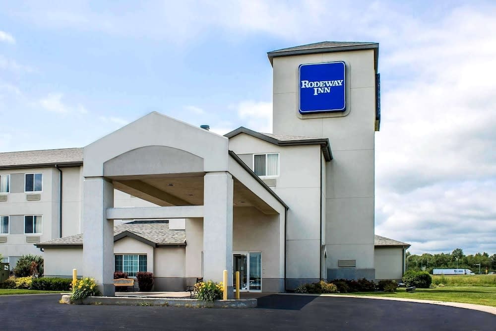 Rodeway Inn Abbotsford 1