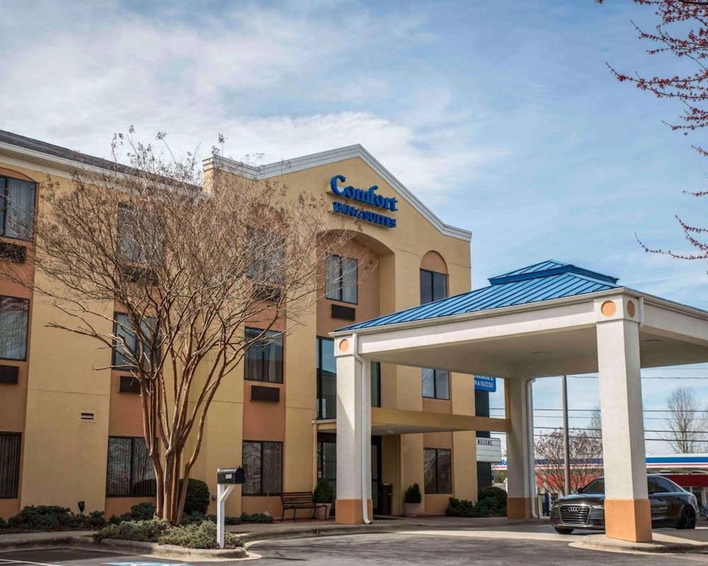 Comfort Inn & Suites Morganton South 1