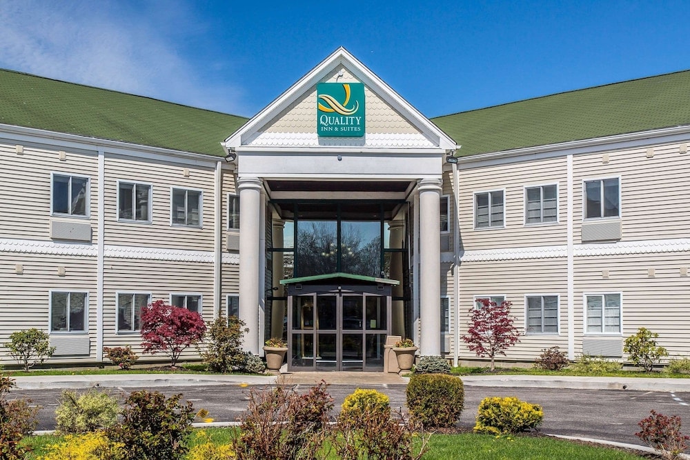 Quality Inn & Suites Middletown - Newport 1