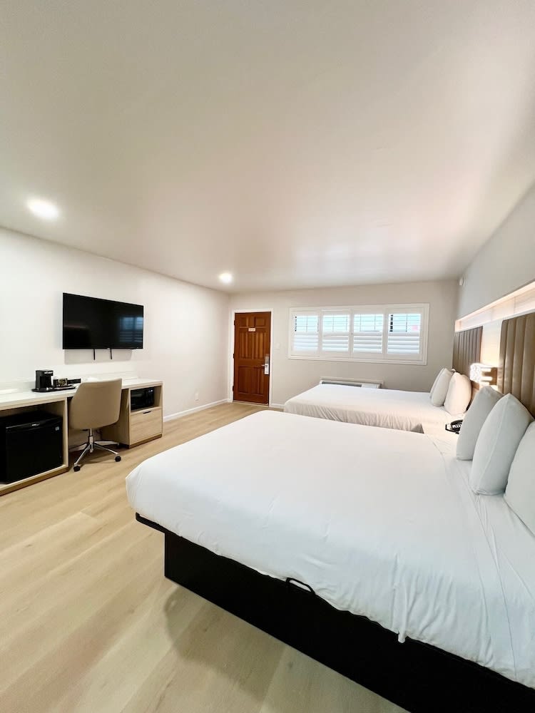 Nob Hill Motor Inn -Newly Updated Rooms! 2