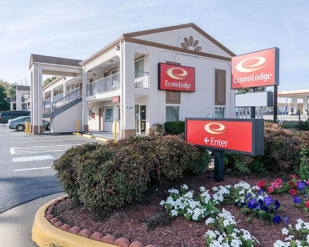 Econo Lodge Fredericksburg near I-95 1