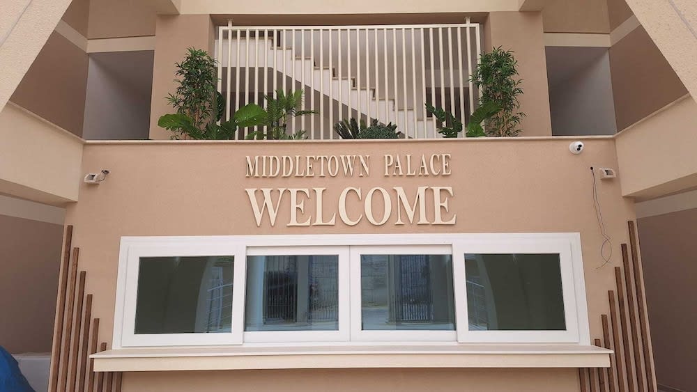 Middle Town Palace 2