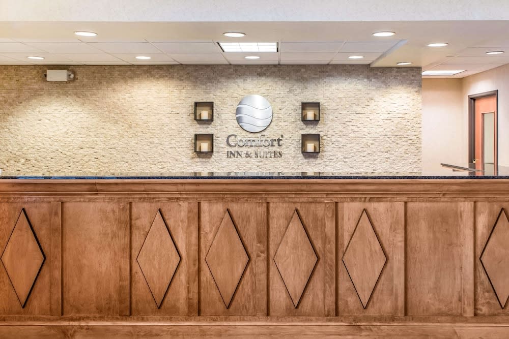 Comfort Inn & Suites Sheridan 2