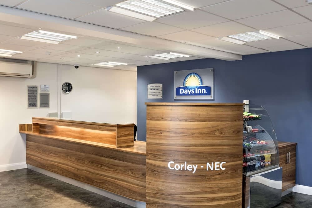 Days Inn by Wyndham Corley NEC M6 5