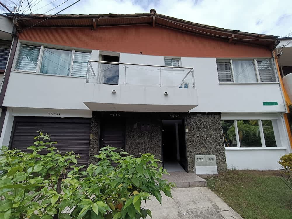 AC - House Laureles - Self Checking 1