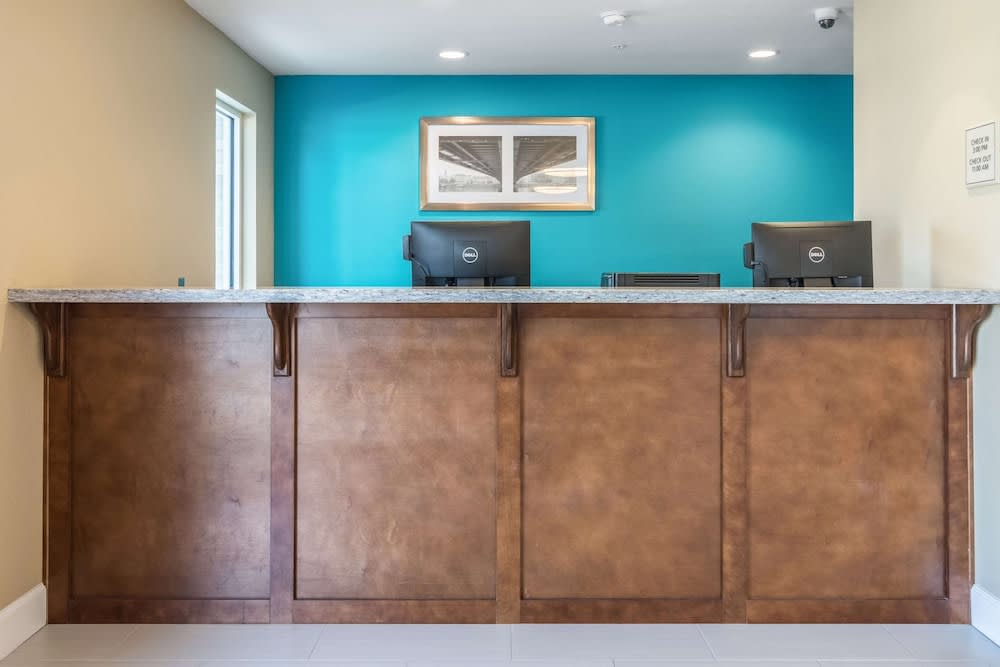 Econo Lodge Inn & Suites North Little Rock near Riverfront 3