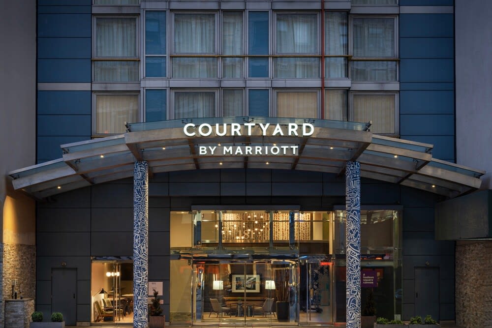 Courtyard by Marriott New York Manhattan / Soho 1