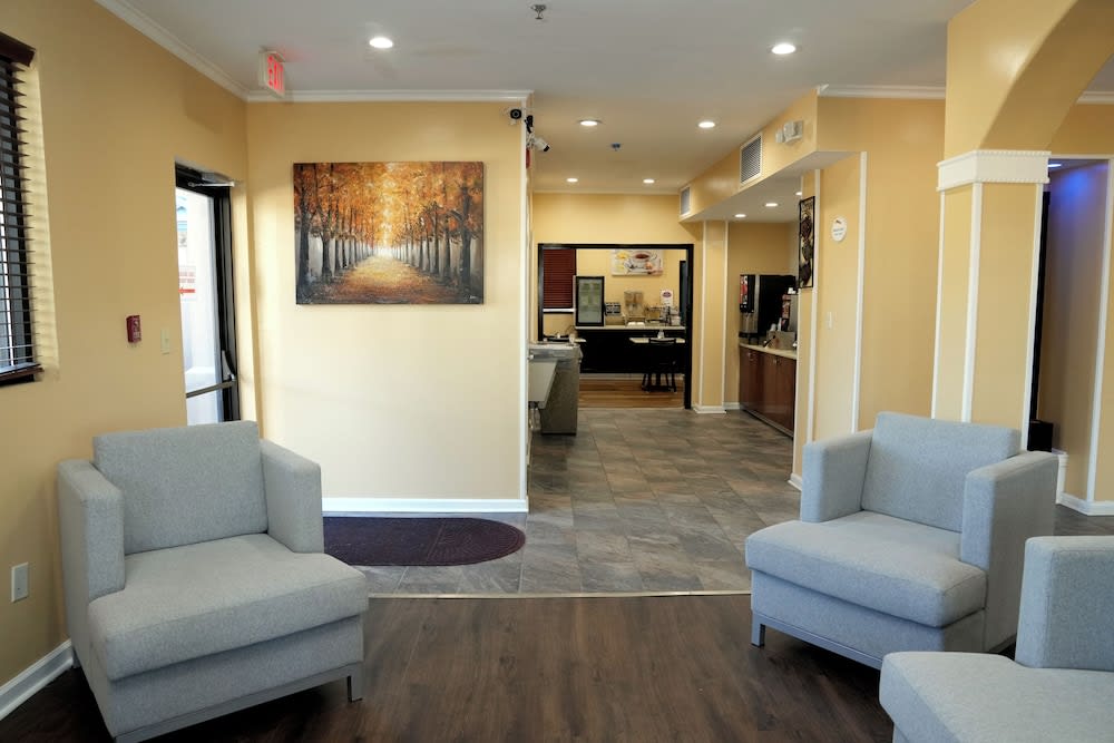 Baymont Inn & Suites 2