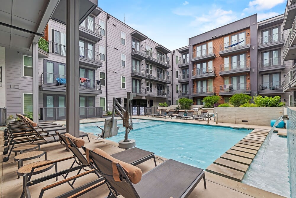 Placemakr Downtown Austin 1