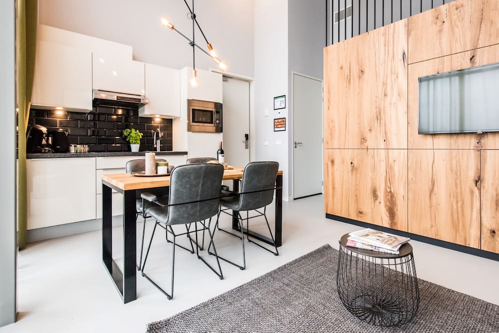 YAYS Amsterdam East by Numa 4