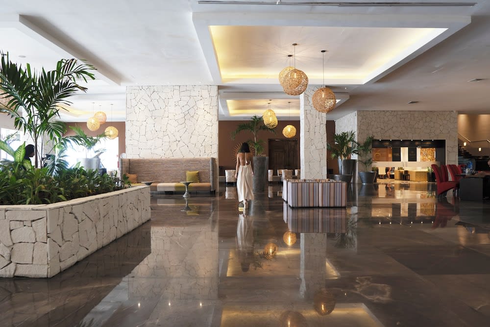 The Sens Riviera by Oasis 2