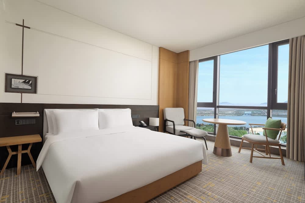 Holiday Inn Ningbo Xiangshan Damu Bay by IHG 2