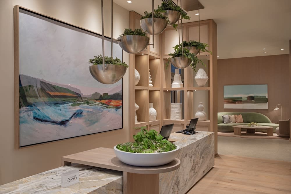 The Westin Sacramento Riverfront Hotel & Spa 2