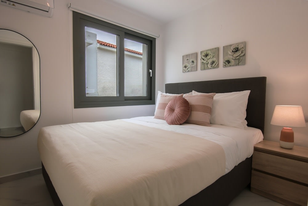 Phaedrus Living Skiathos Luxury Residences Lime 2