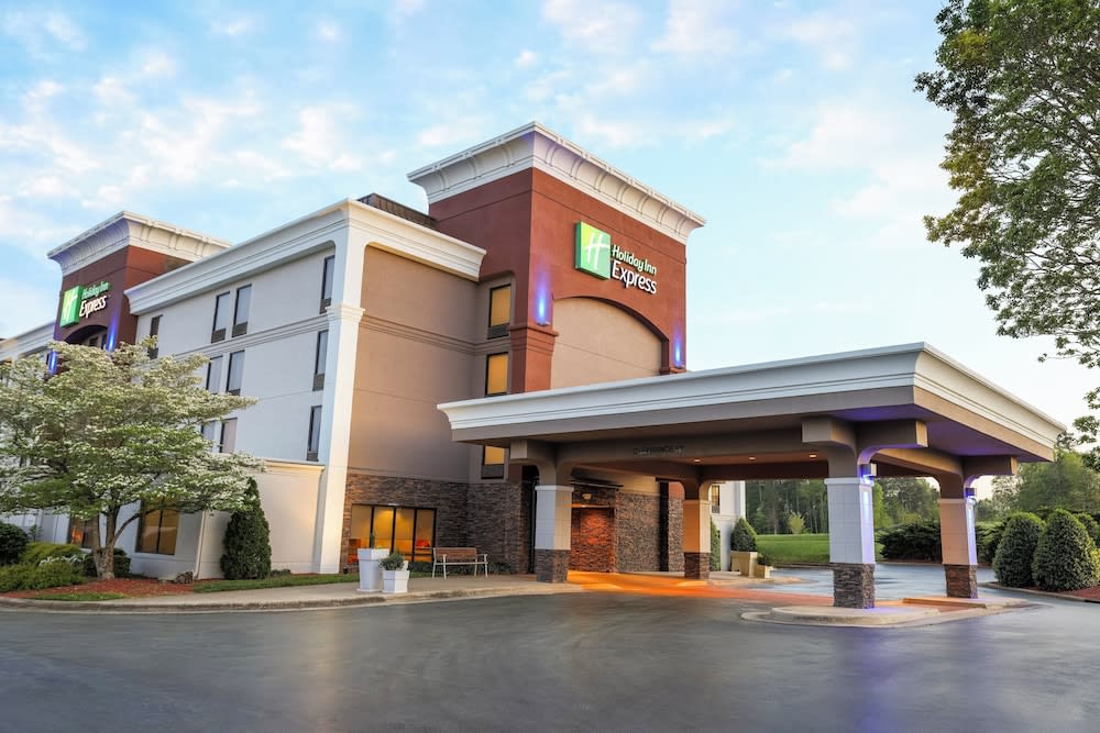 Holiday Inn Express BURLINGTON by IHG 1