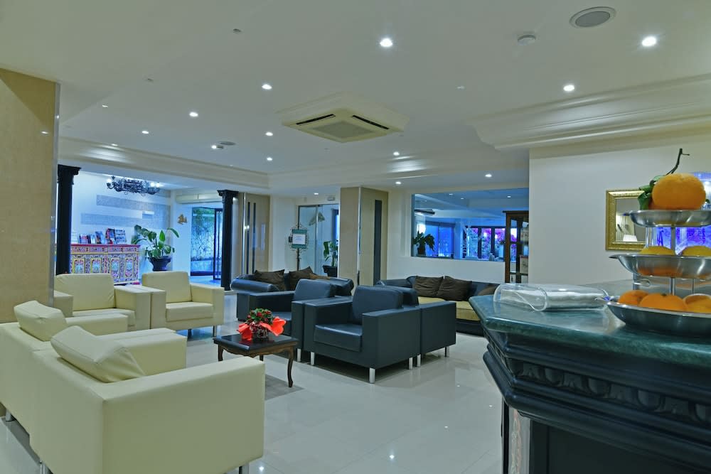 Hotel & Apartments Villa Linda 2