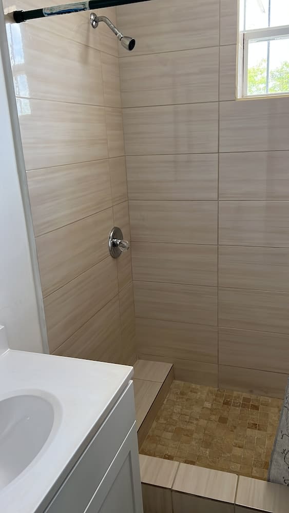 Island Turquoise Rental 2