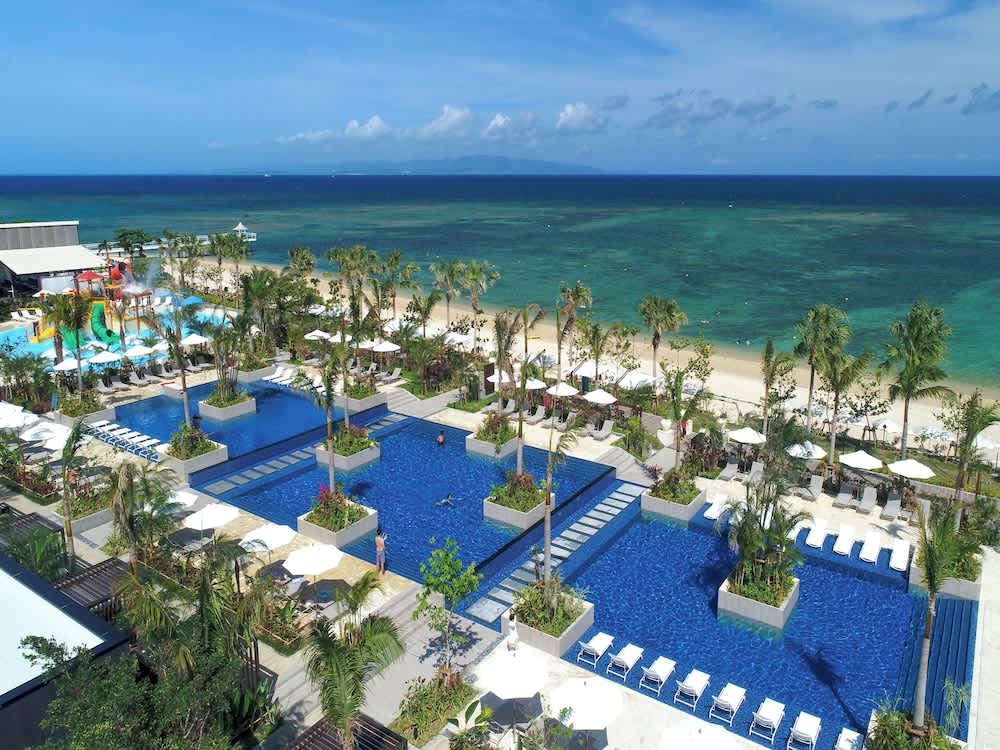 FUSAKI BEACH RESORT HOTEL & VILLAS 1