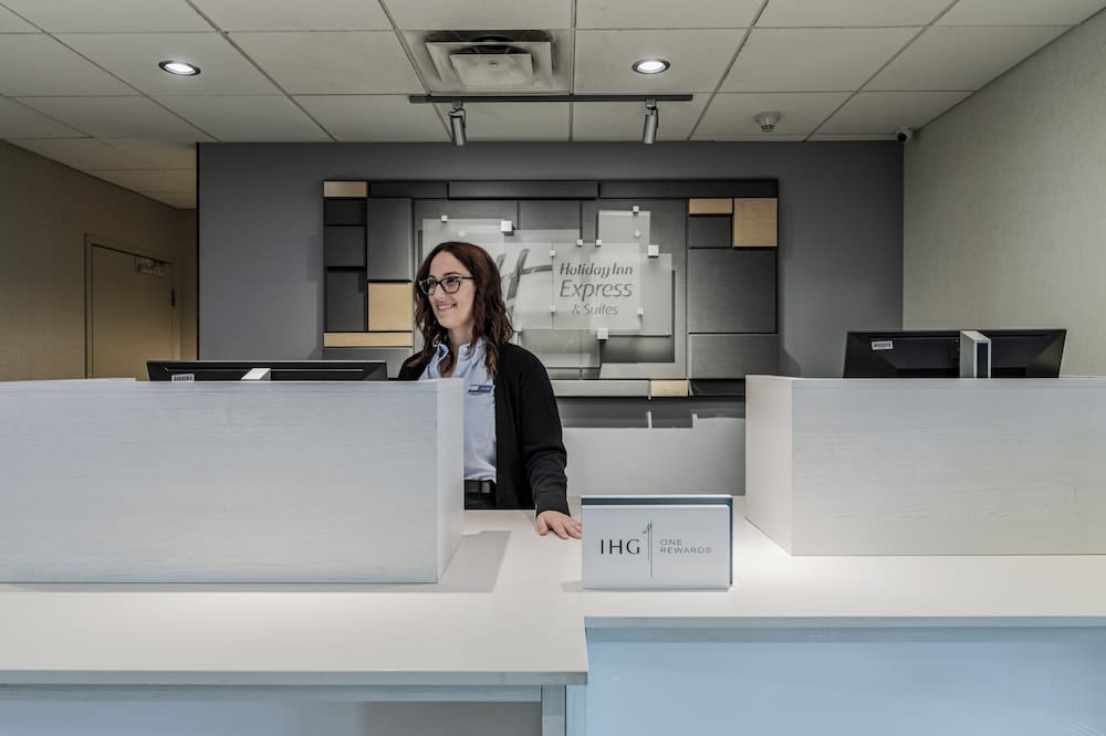 Holiday Inn Express & Suites SAINT - HYACINTHE by IHG 2