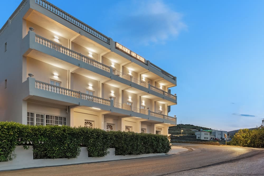 Paradise Art Hotel by Mr and Mrs White 1