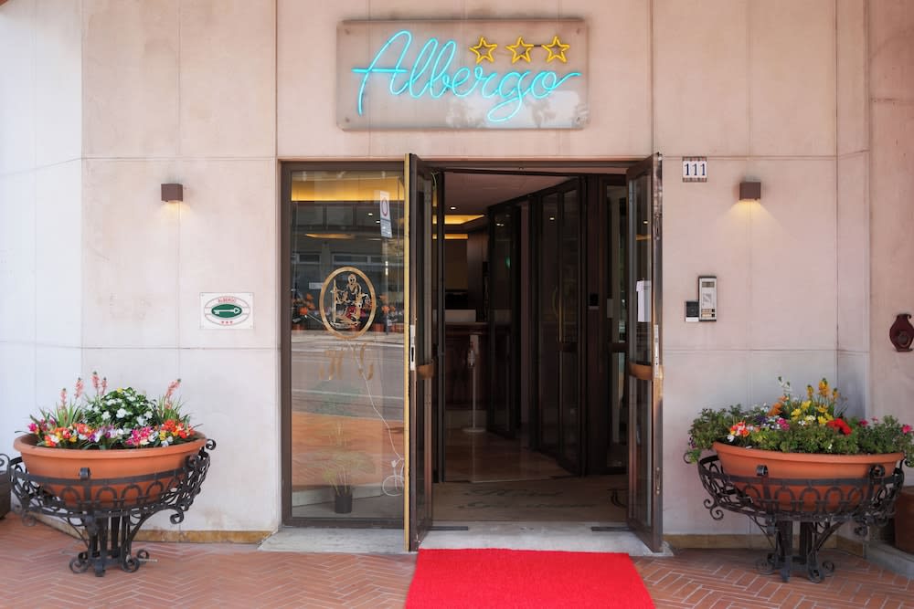 Hotel alla giustizia 1