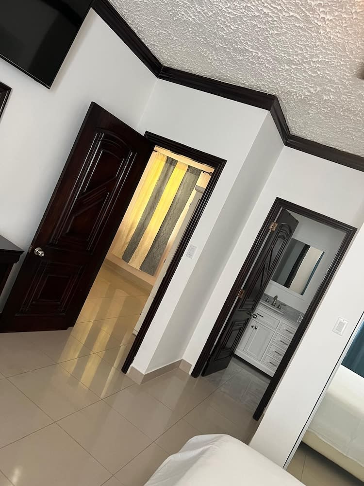 Island Turquoise Rental 5