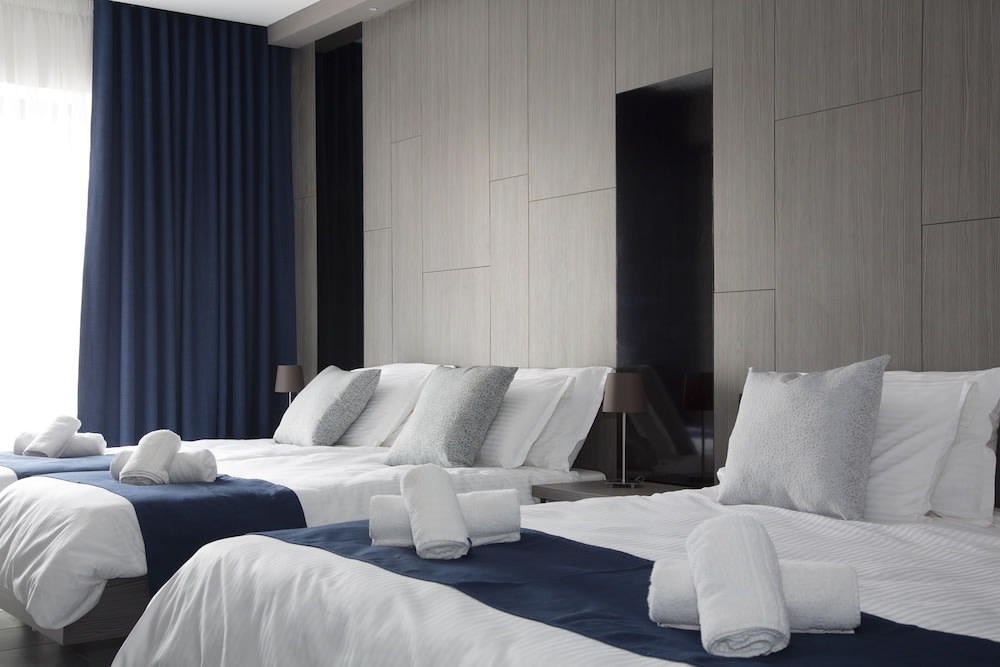 The District Hotel 4