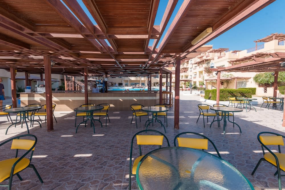 Imperial Shams Abu Soma 5