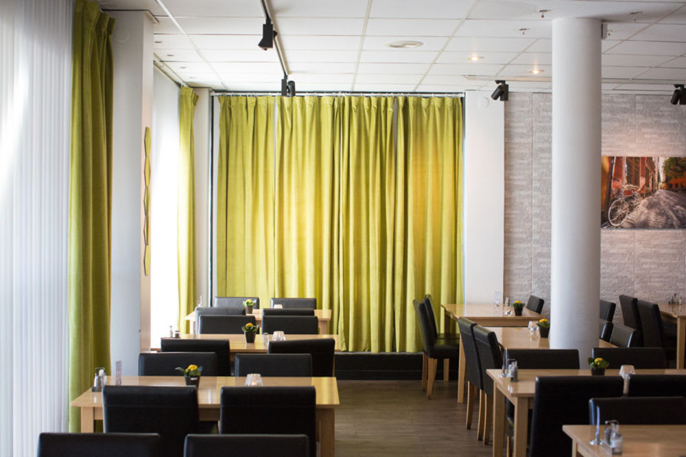 BEST WESTERN CAPITAL 1