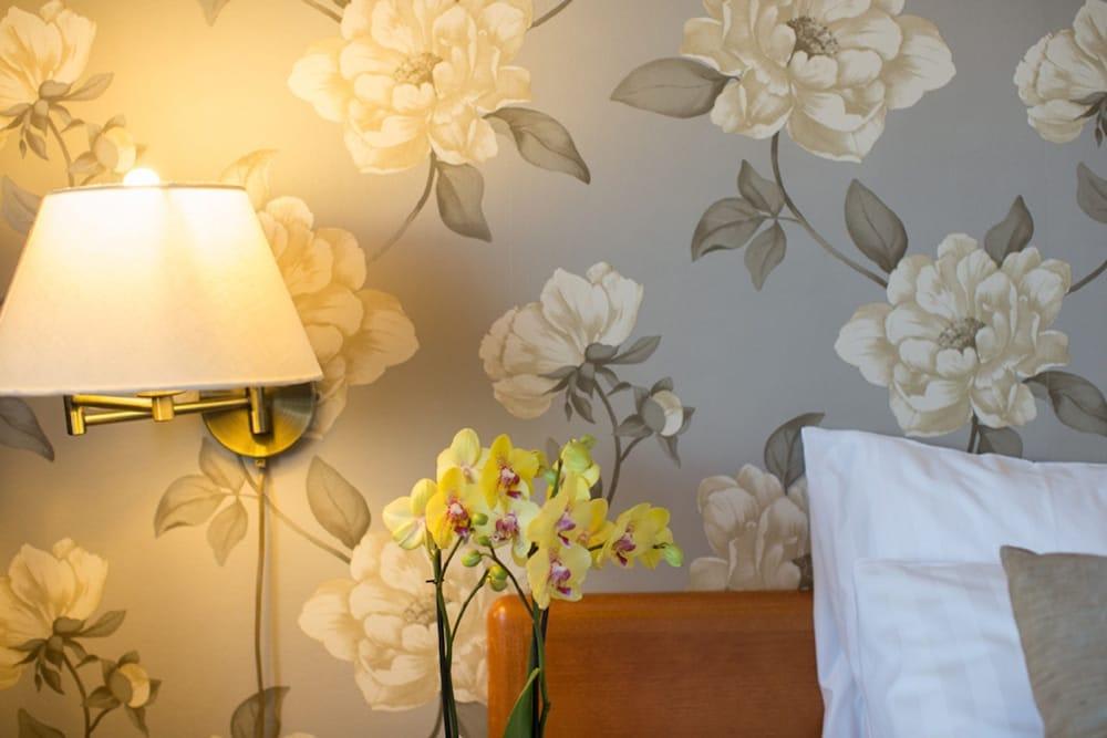 BEST WESTERN CAPITAL 5