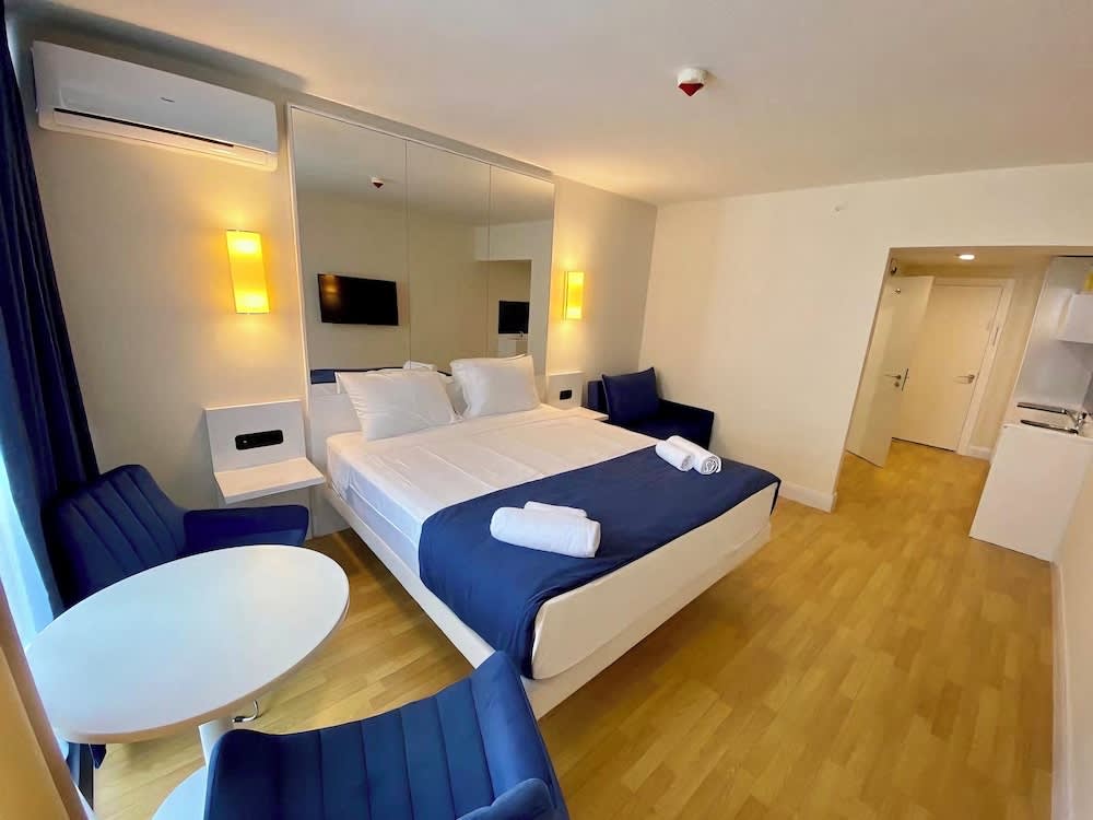 Orbi City Sunrise Sea View Suites 2