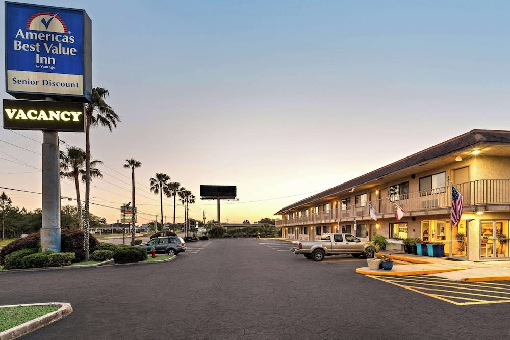 Americas Best Value Inn - Lake City 1