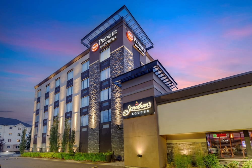 Best Western Premier Denham Inn & Suites 1