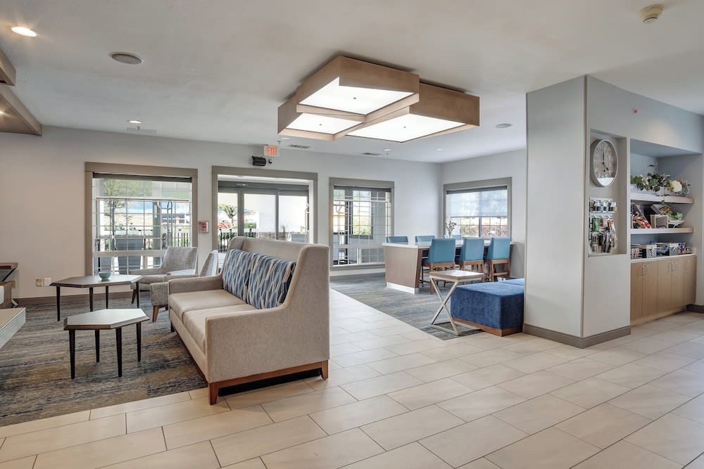Holiday Inn Express PORTLAND EAST - TROUTDALE by IHG 1