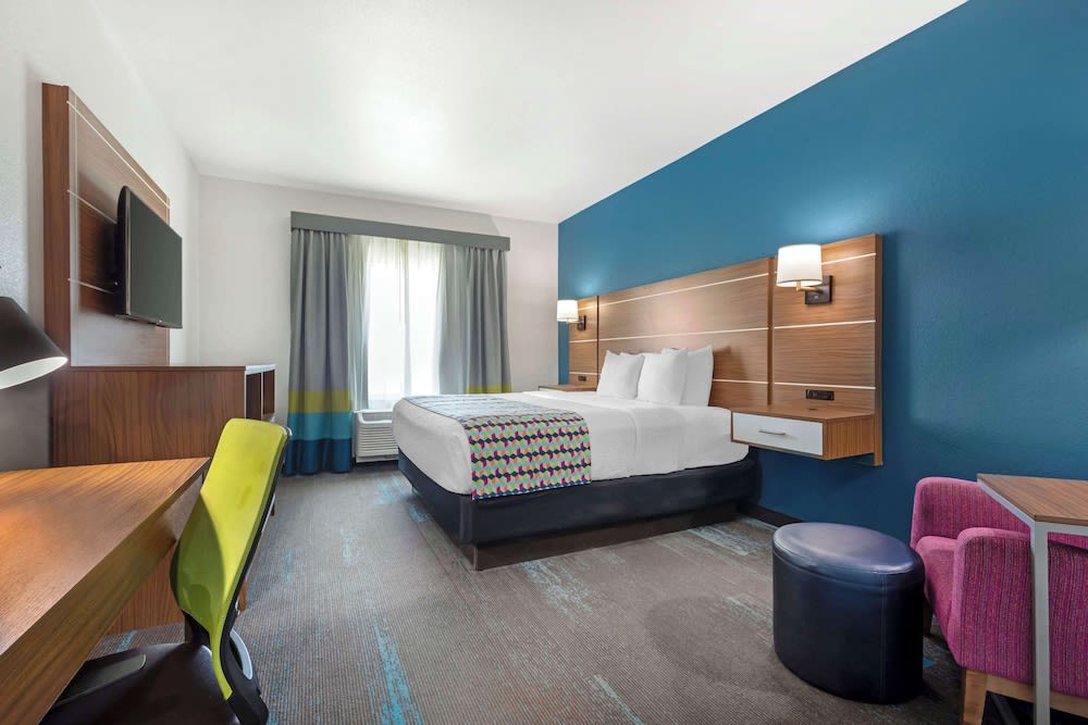 Best Western Plus Medical Center 4