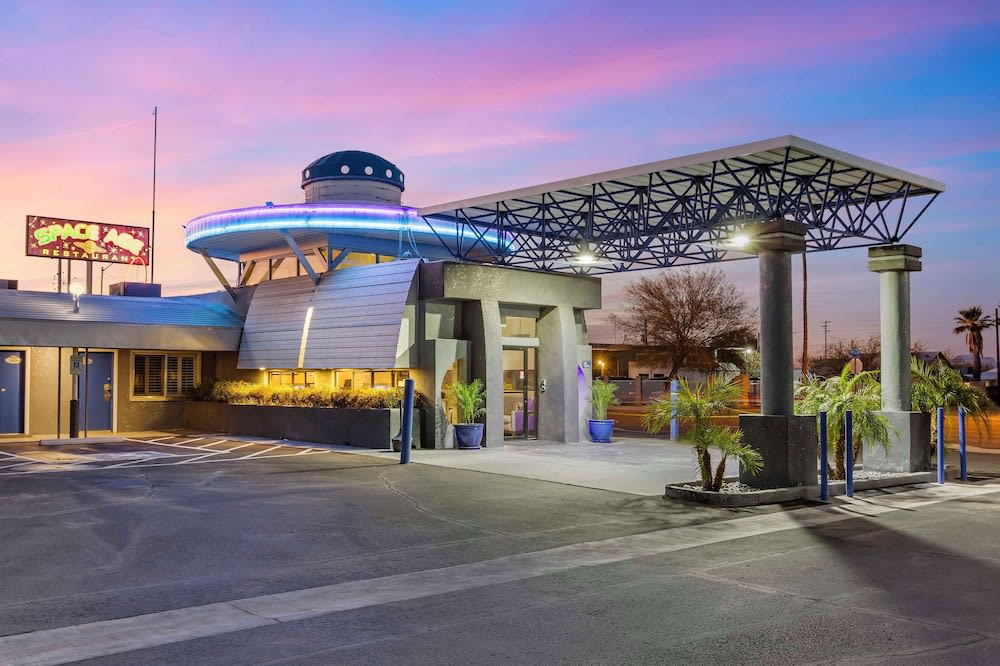 Best Western Space Age Lodge 1