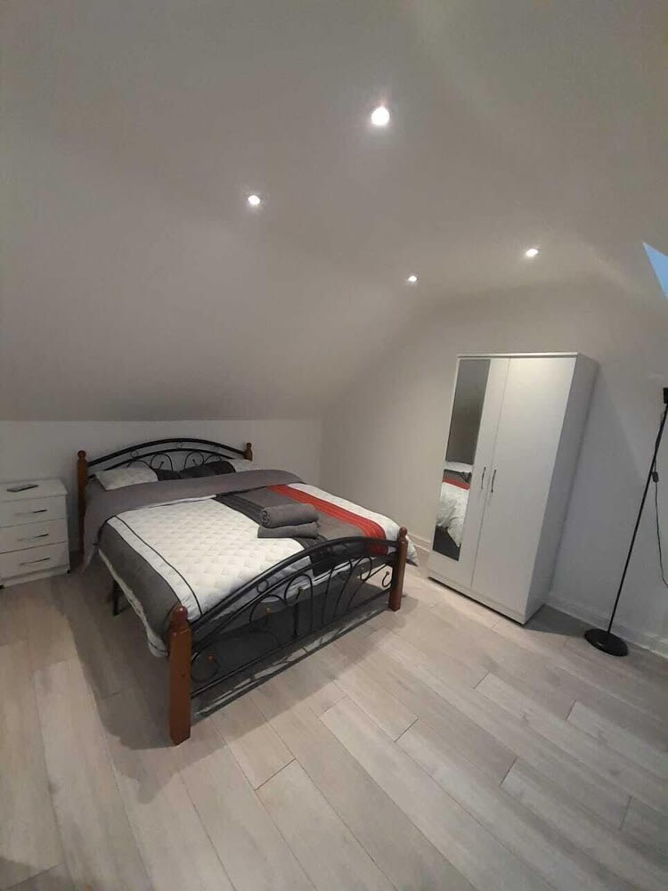 Baraka House Royal Victoria 2