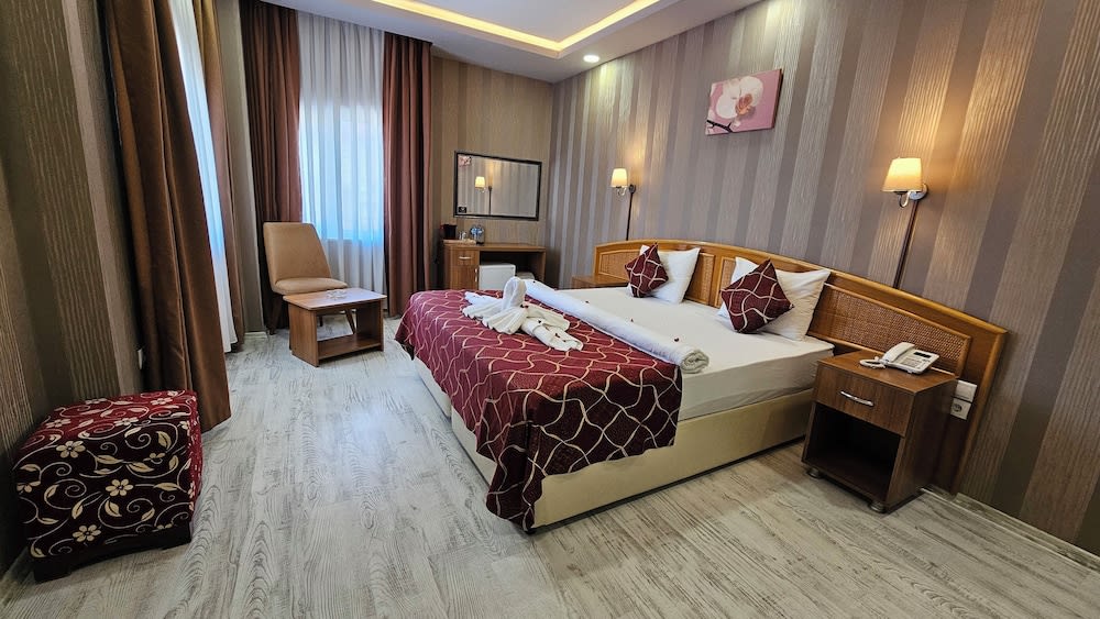 POINTBREAK OTEL 1