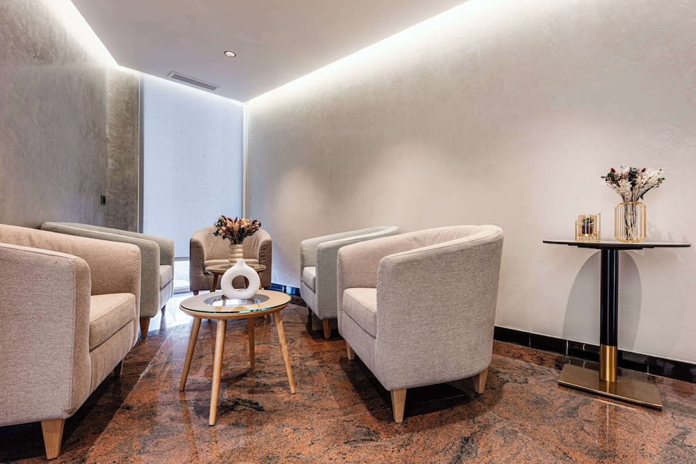 Brit Hotel Privilège Paris Rosny-sous-Bois 1