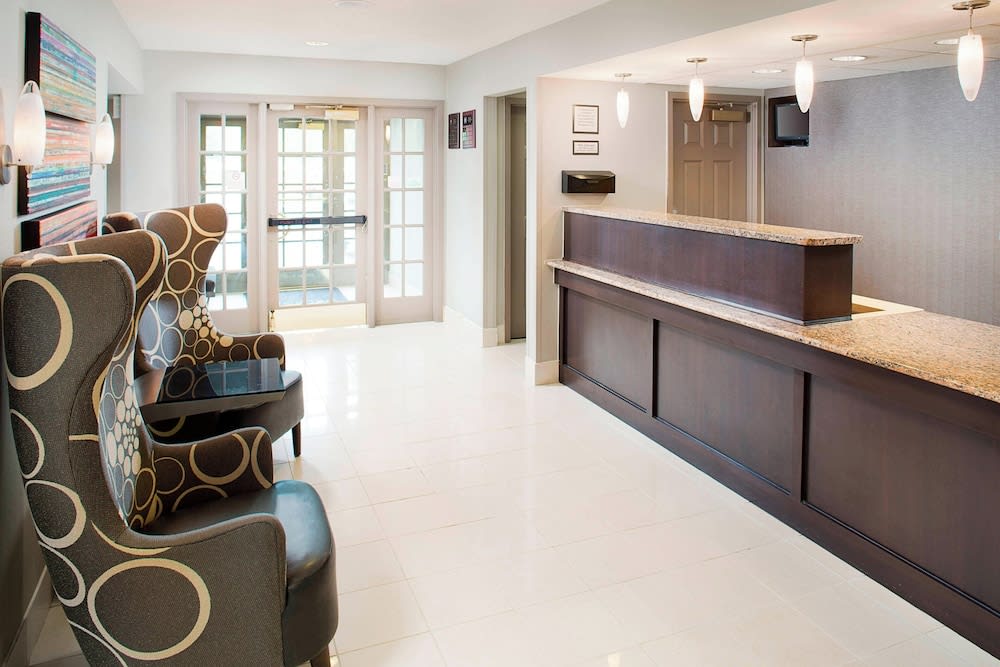 Residence Inn by Marriott Richmond West End 2