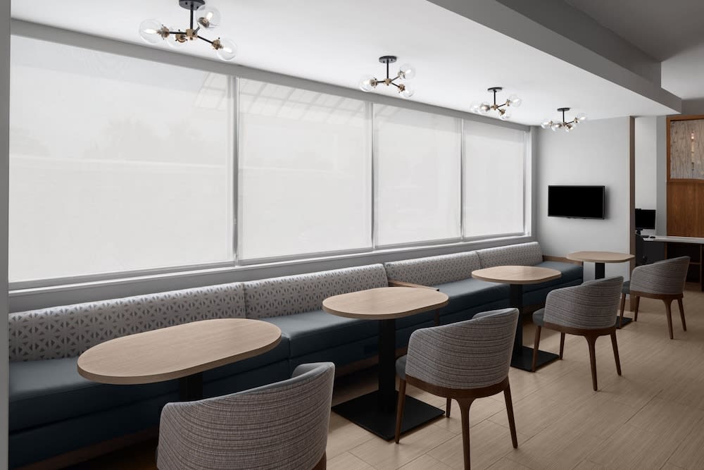 SpringHill Suites Houston Intercontinental Airport 3