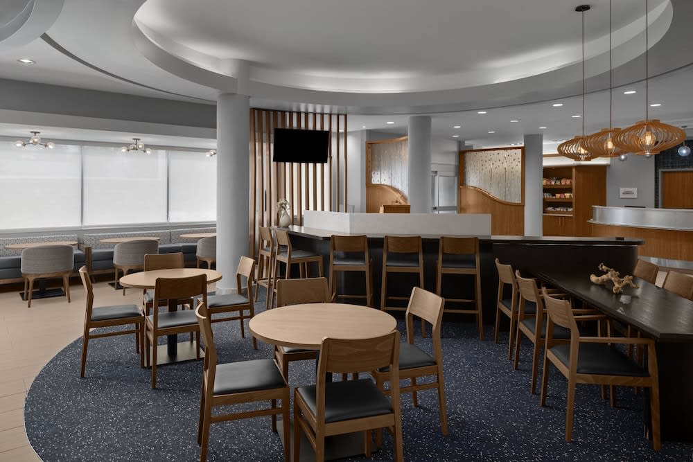 SpringHill Suites Houston Intercontinental Airport 1