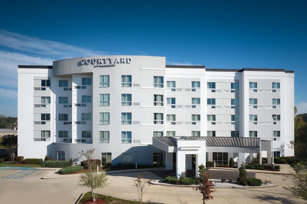 Courtyard by Marriott Hammond 1