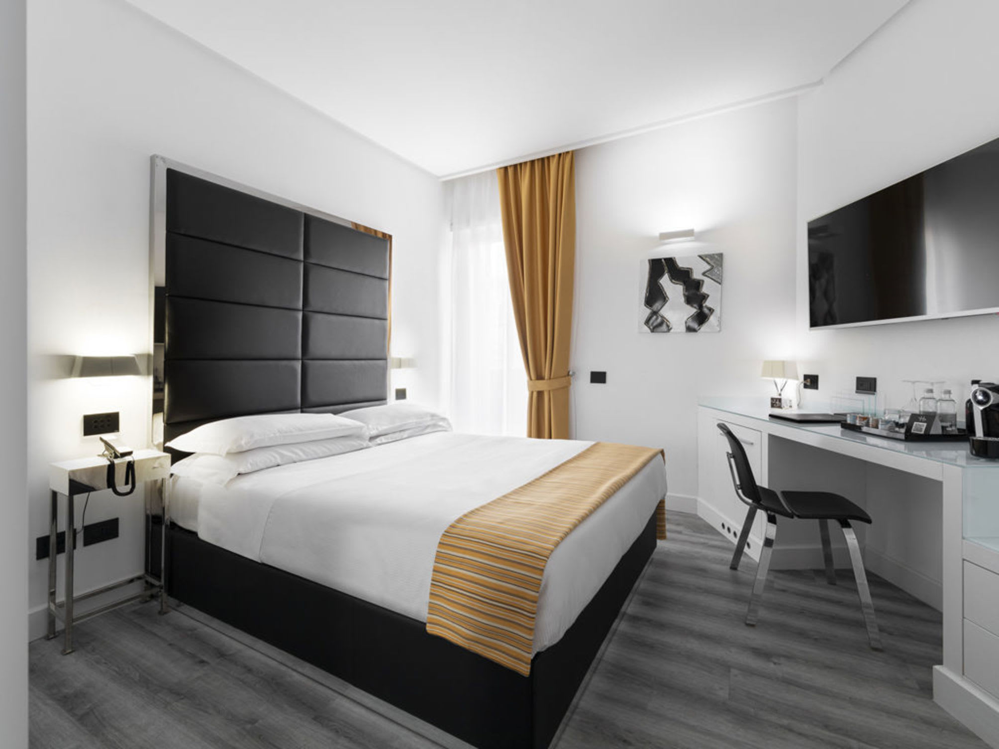 LHP Napoli Palace & SPA 1