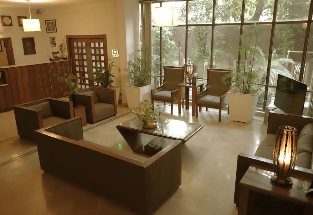 The Residency Hotel 2
