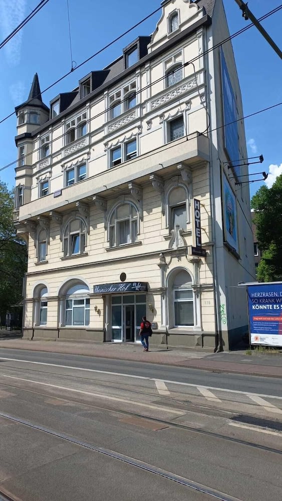 Rheinischer Hof 1